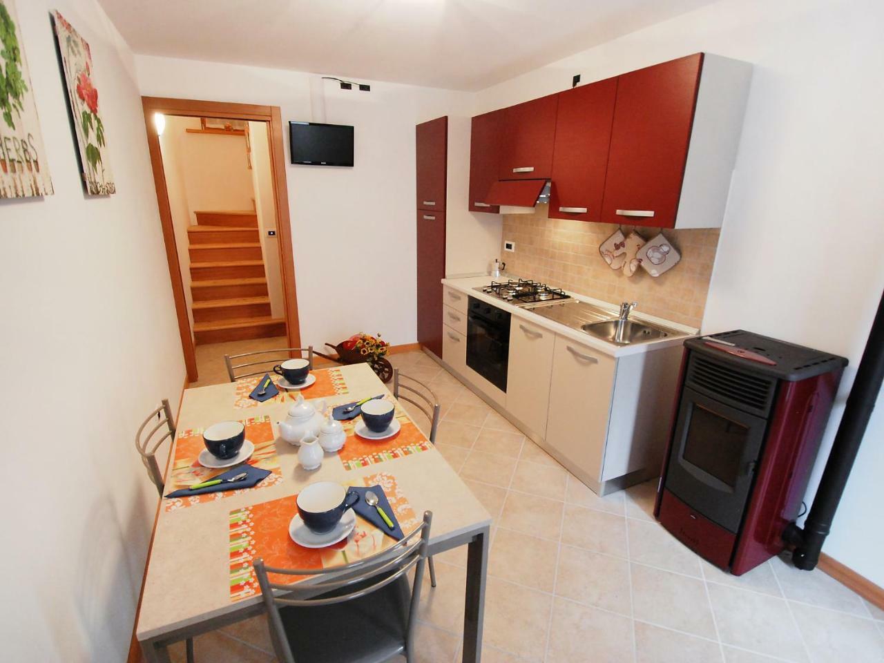 Holiday home Holiday Home Albergo Diffuso - Cjasa Marisa By Interhome *